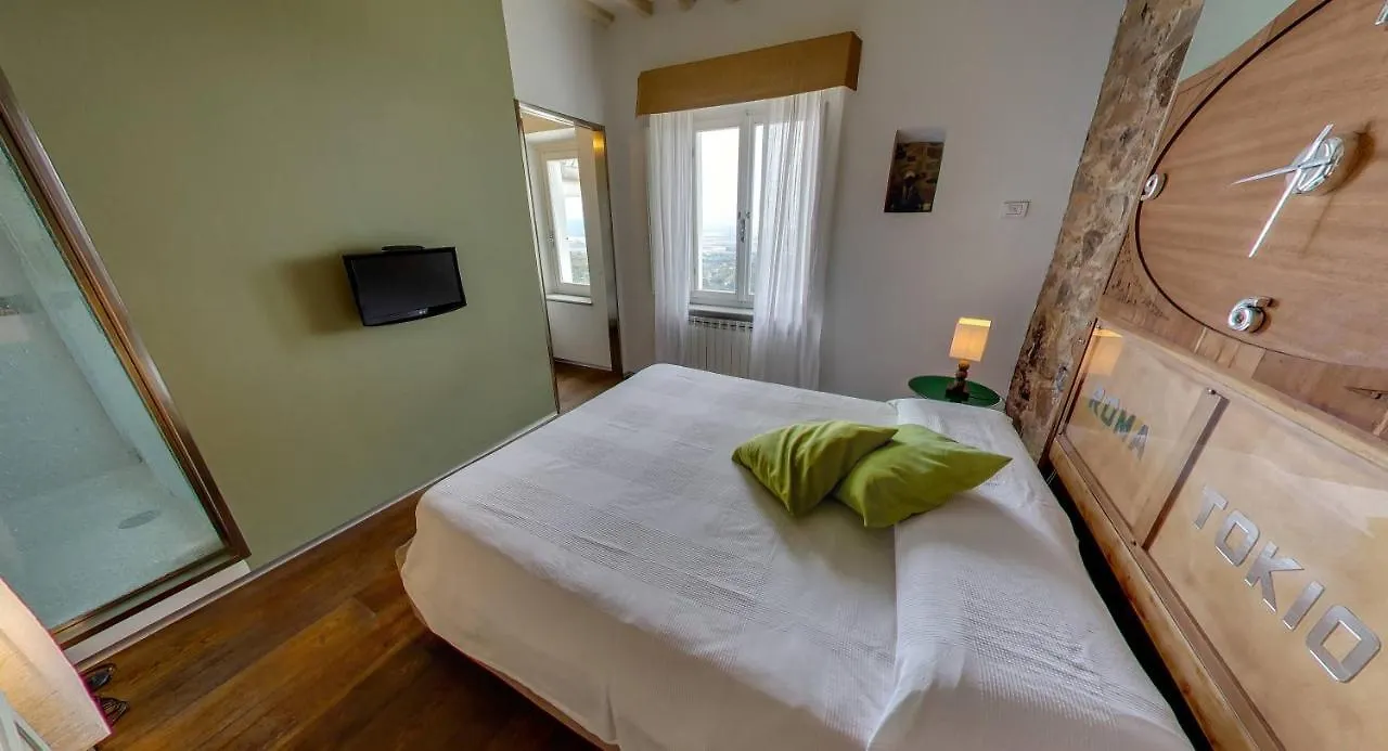 Sestosenso Suites كامبيليا ماريتيما بيت ضيافة