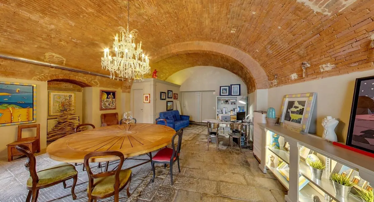بيت ضيافة Sestosenso Suites كامبيليا ماريتيما