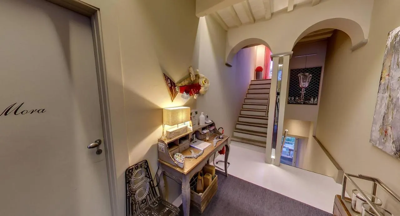 بيت ضيافة Sestosenso Suites كامبيليا ماريتيما